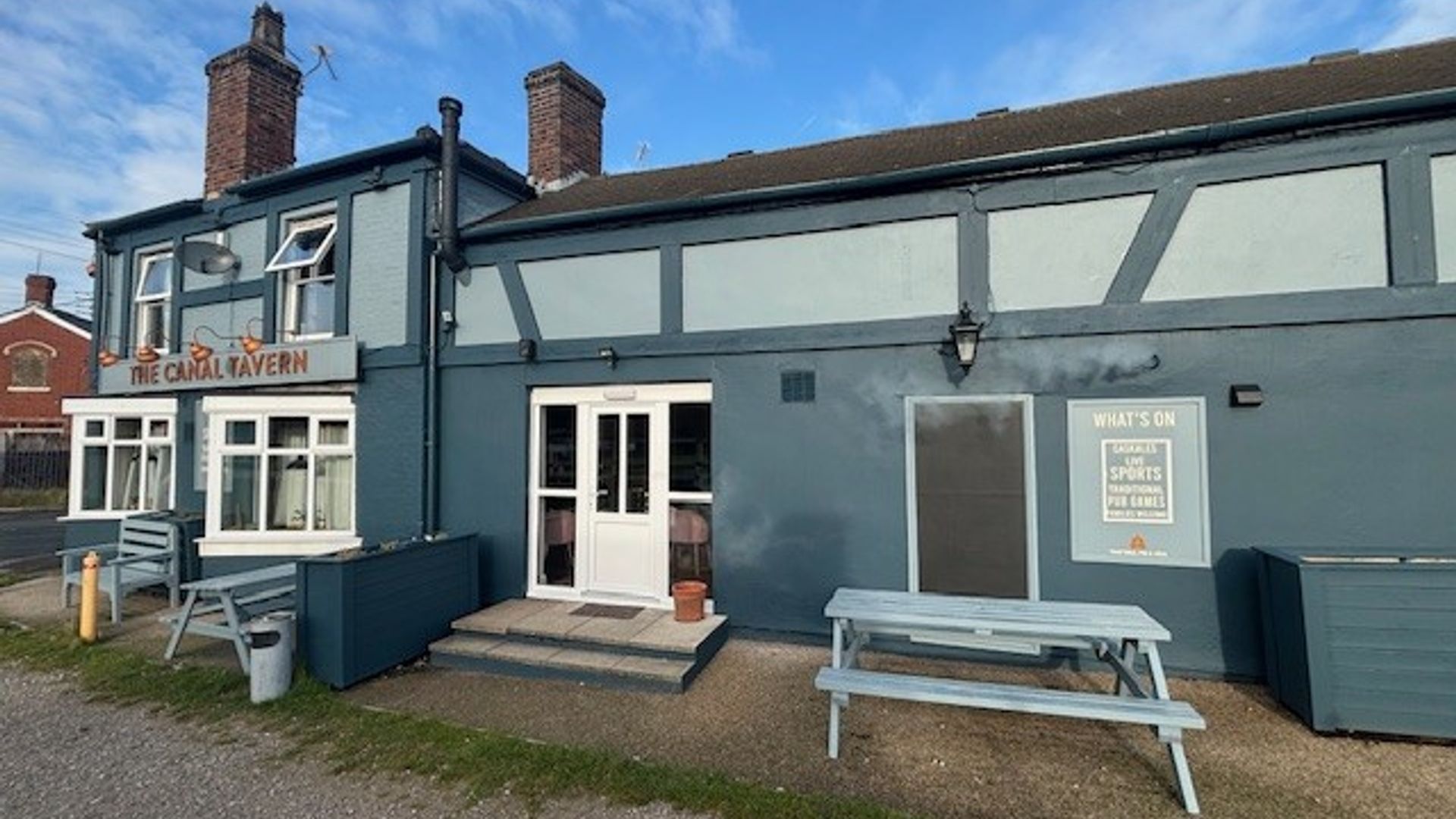 Canal Tavern