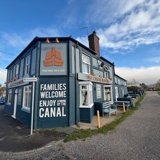 Canal Tavern