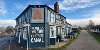 Canal Tavern
