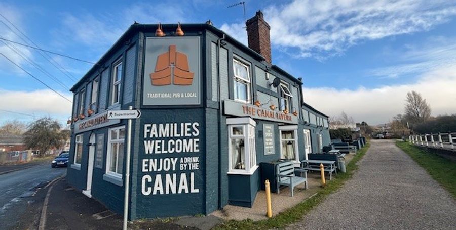 Canal Tavern