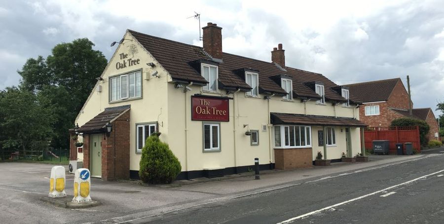 Oak Tree Inn