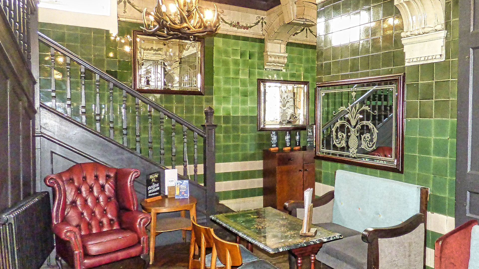 Rose Villa Tavern