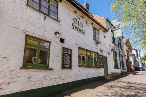 Old Swan