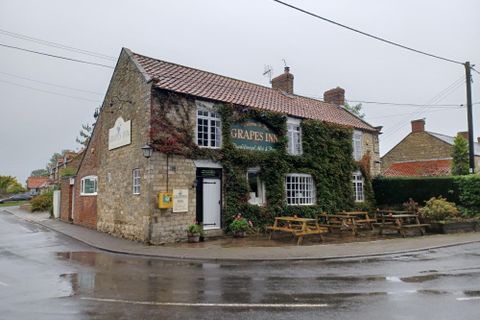Grapes Inn