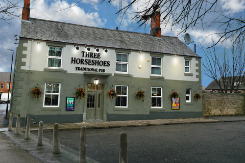 Three Horseshoes