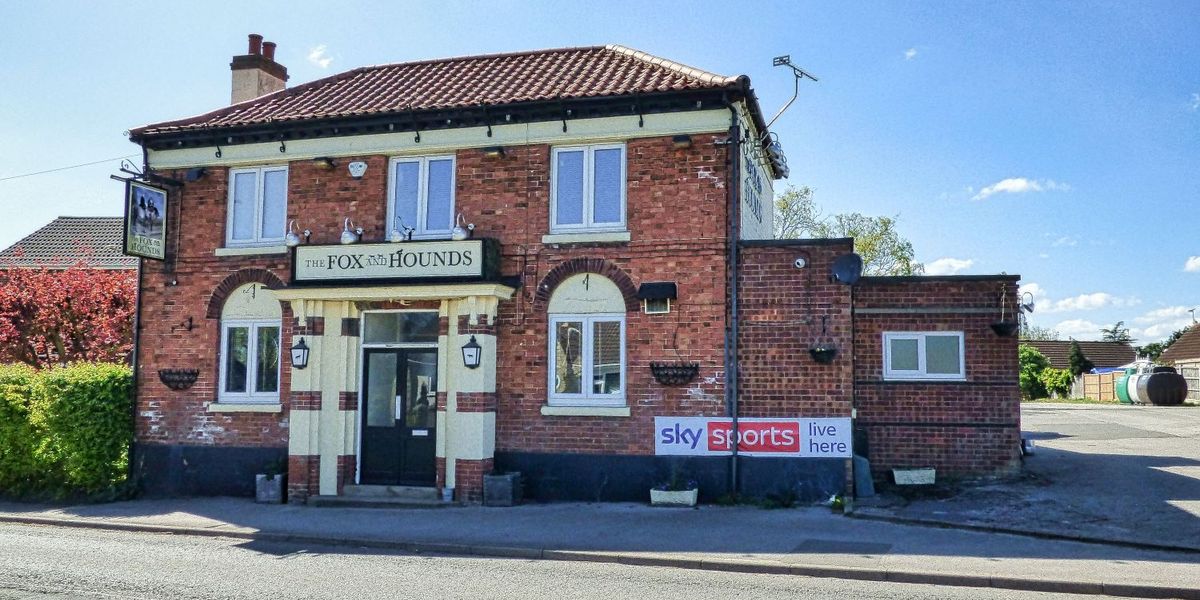 Fox & Hounds