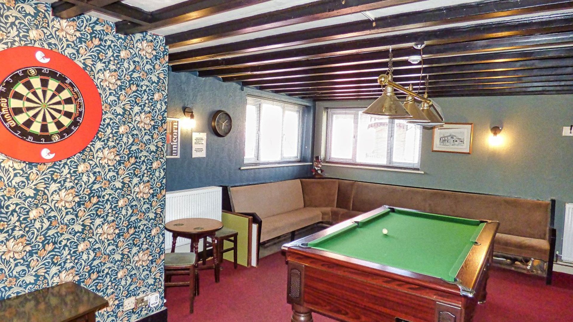 Fox & Hounds