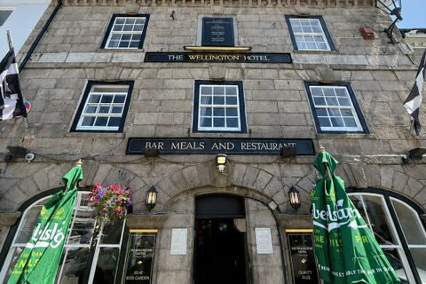 Wellington Hotel