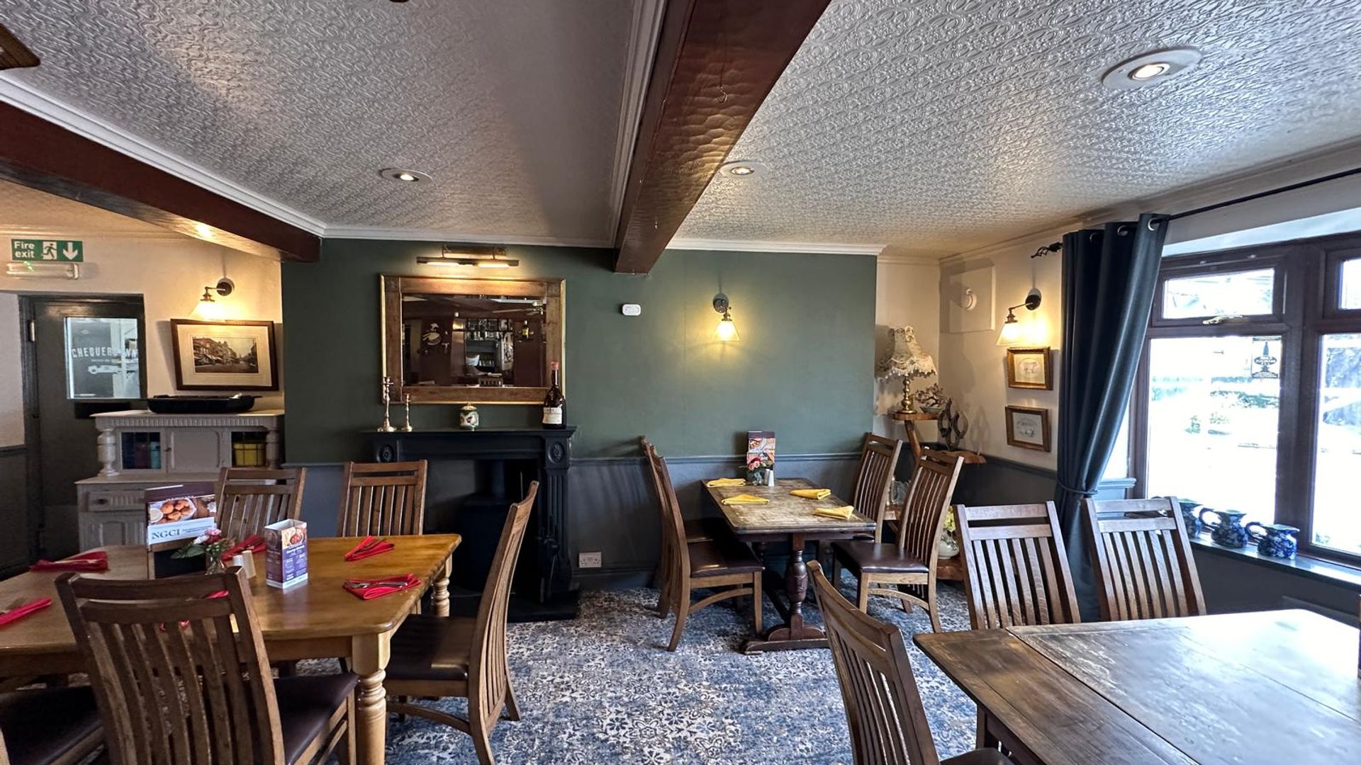 Chequers Inn