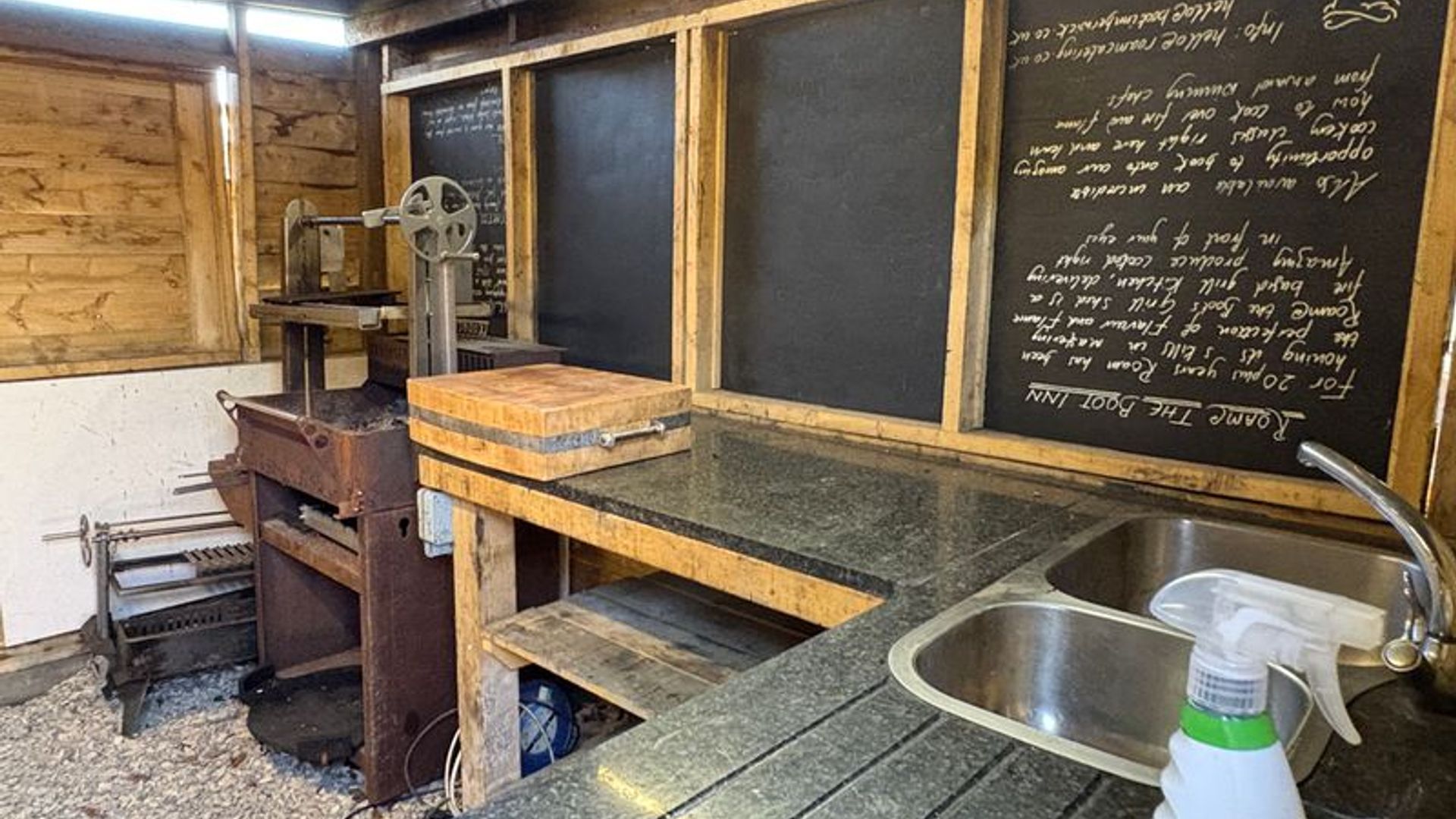 Boot Inn