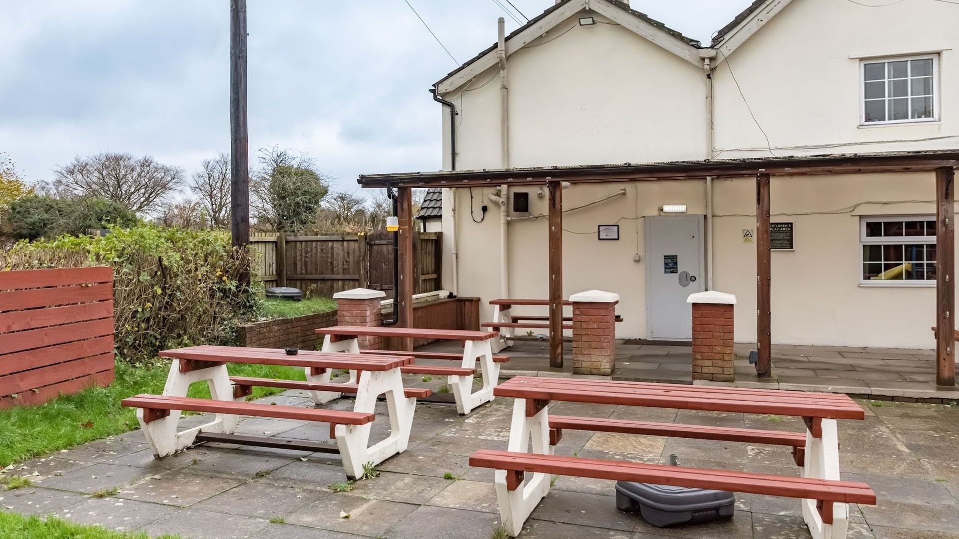 Cross Inn
