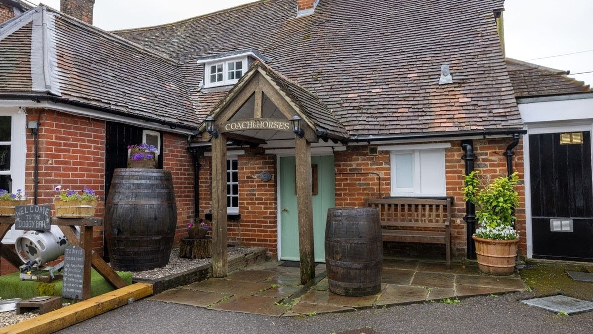 Coach & Horses