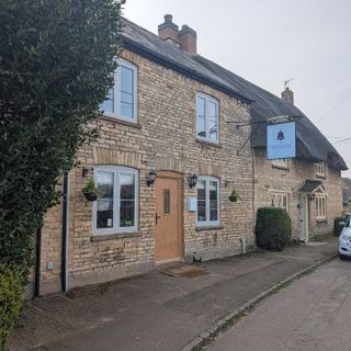 Blue Bell Inn