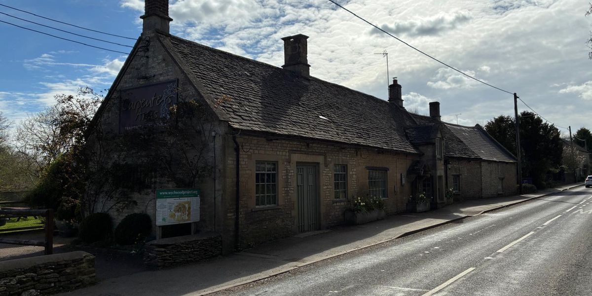 Carpenters Arms