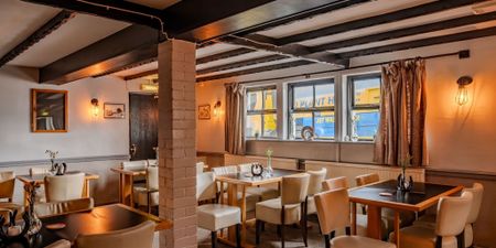 Three Horseshoes