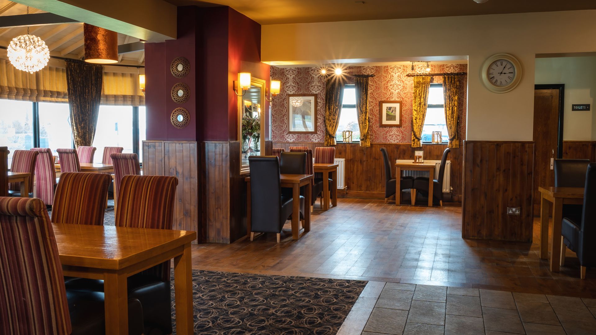 Fox & Hounds
