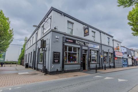 Royal Tavern