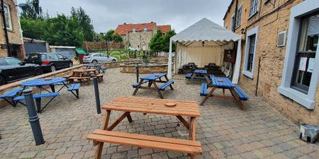 Bridge Tavern