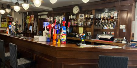 Lochside Tavern