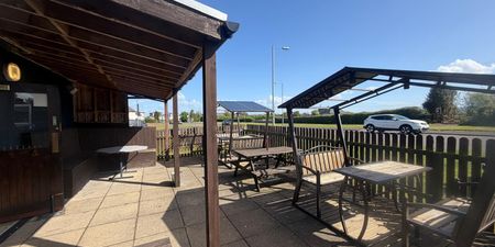 Lochside Tavern