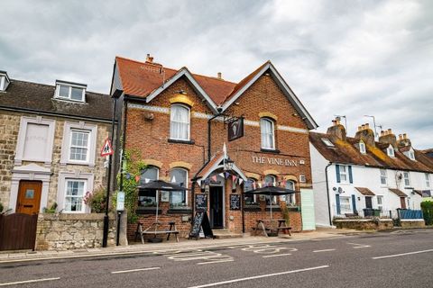 Vine Inn