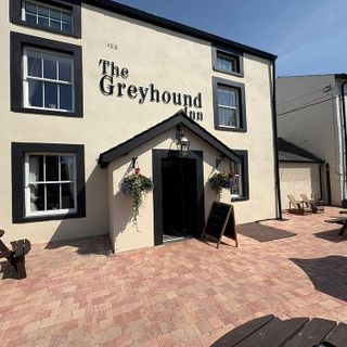 Greyhound Inn