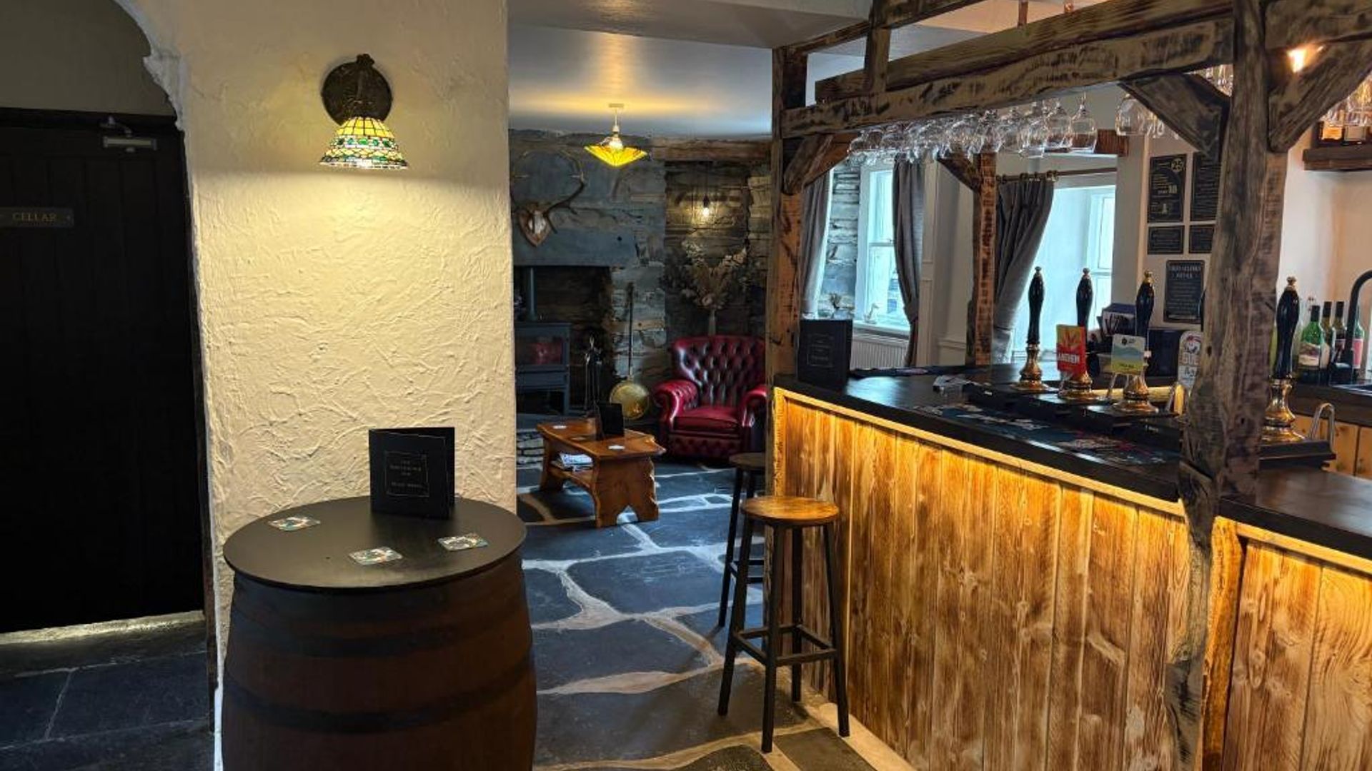 Greyhound Inn
