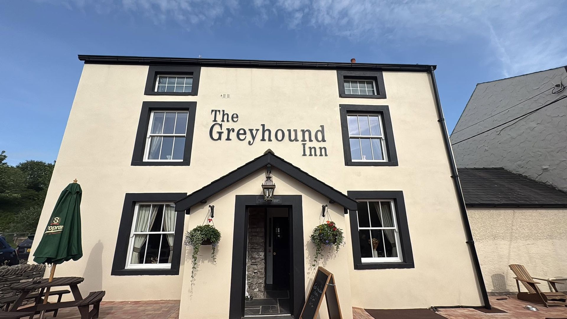 Greyhound Inn