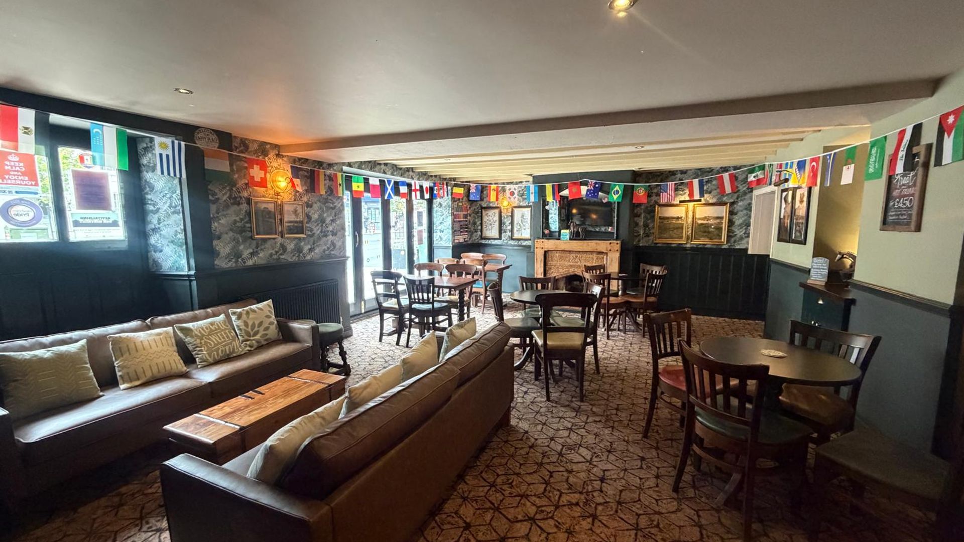 Coach & Horses
