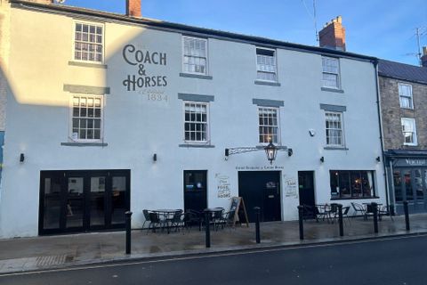 Coach & Horses