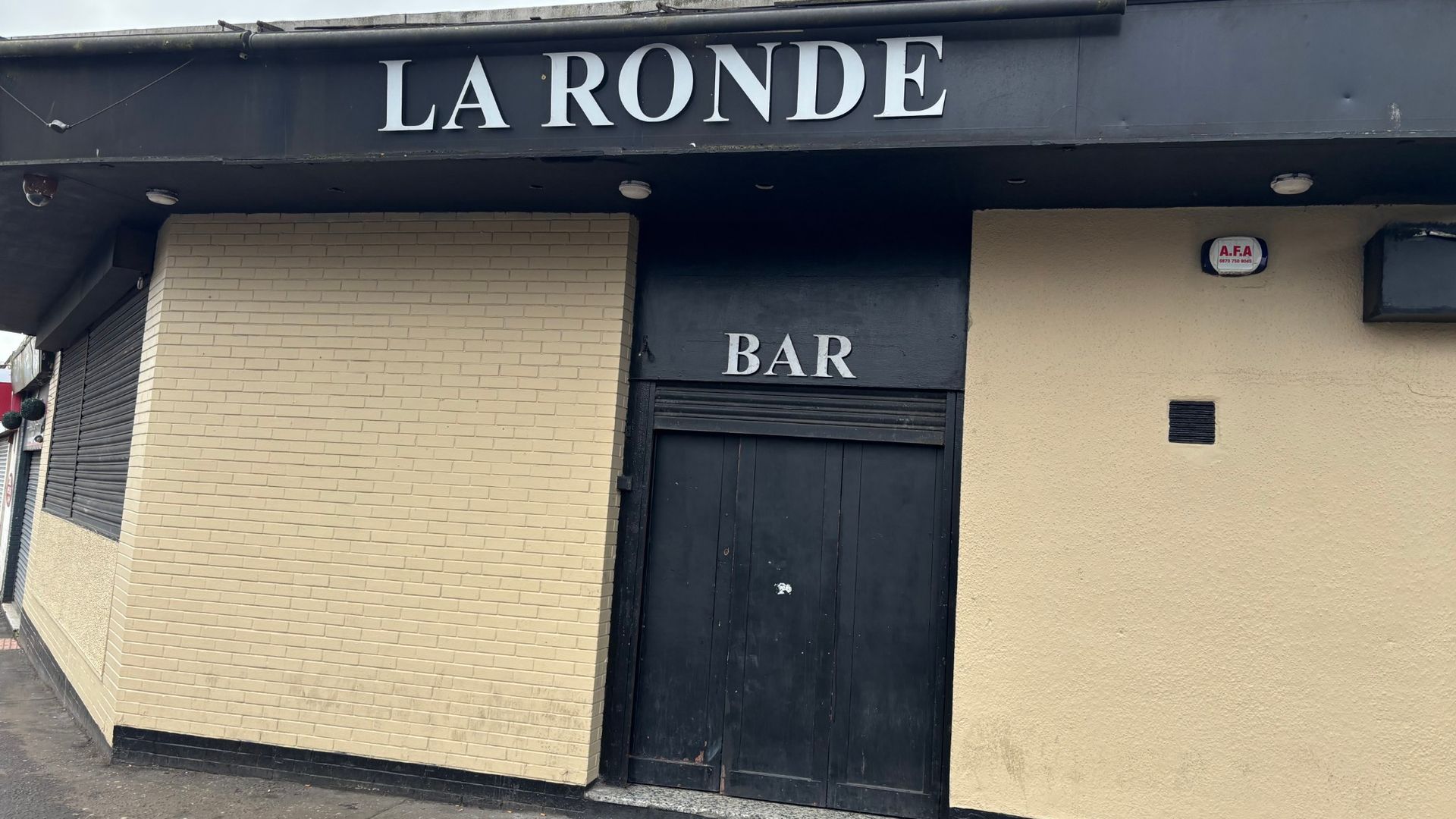 La Ronde Bar