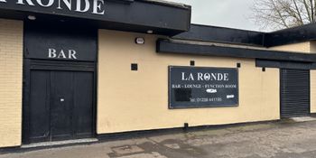 La Ronde Bar