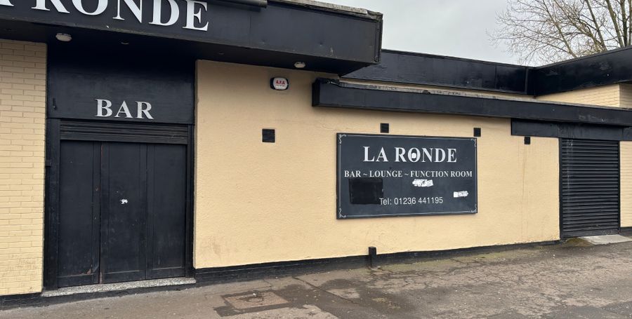La Ronde Bar