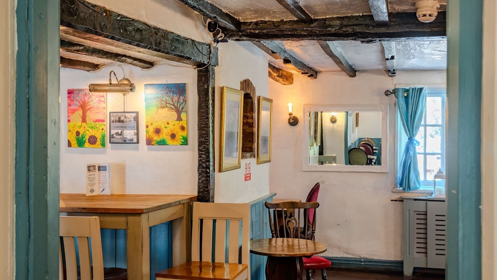 Four Horseshoes