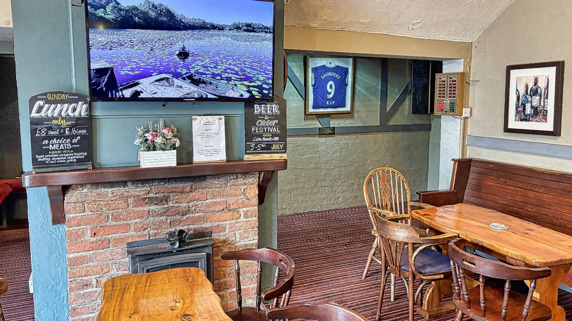 Compasses Inn