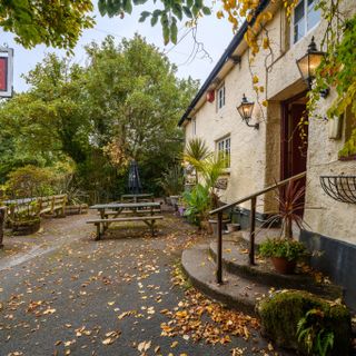 Tavistock Inn