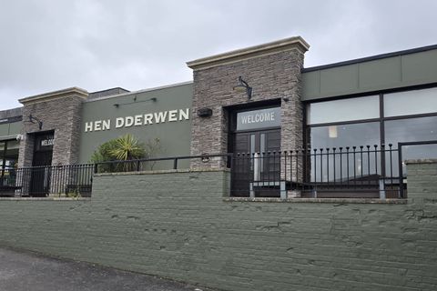 Hen Dderwen