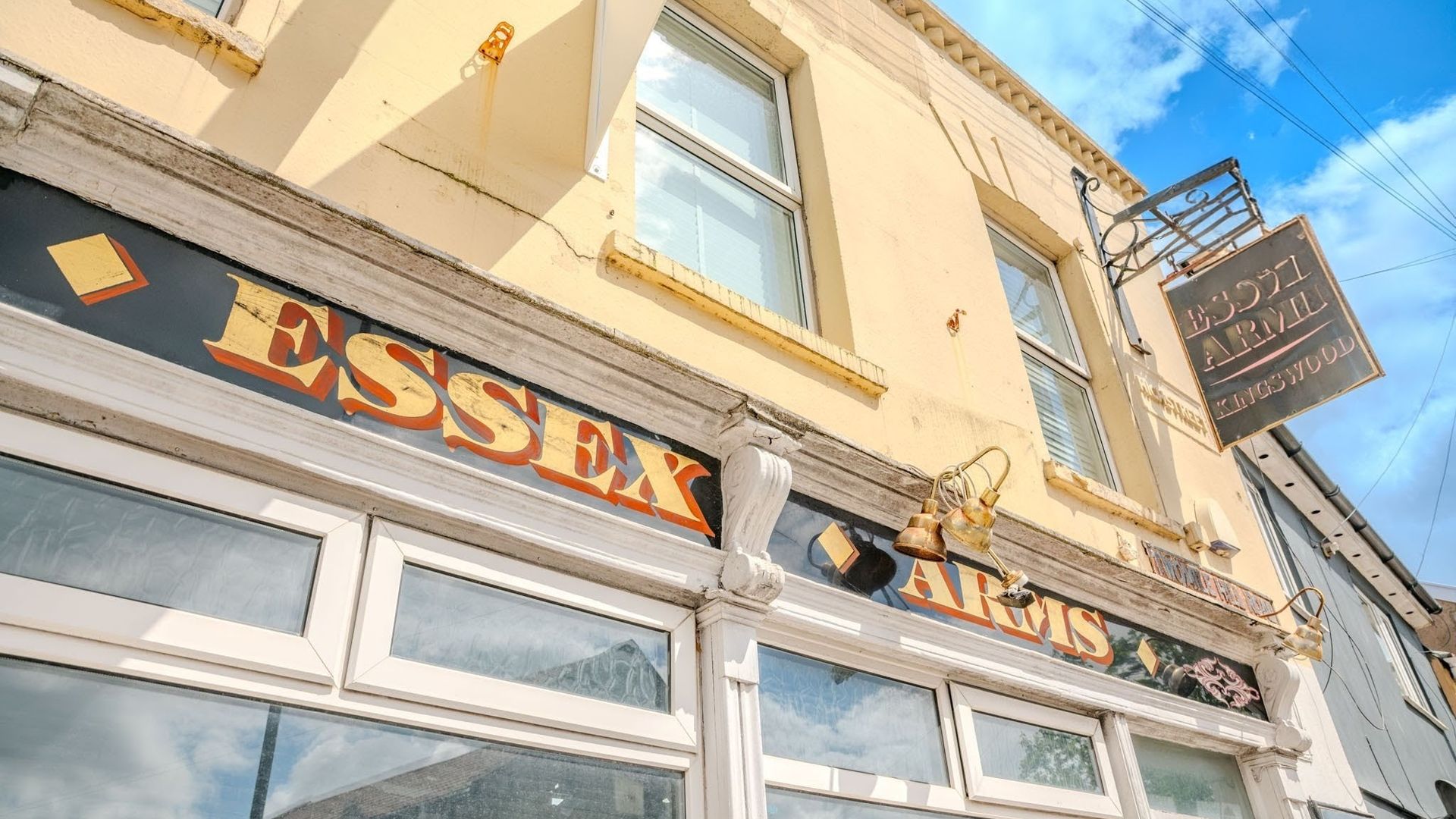 Essex Arms