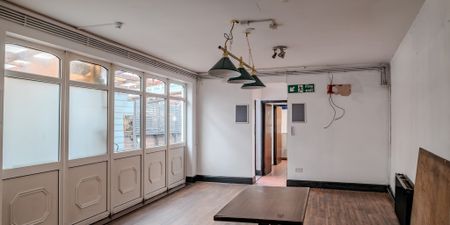 Essex Arms