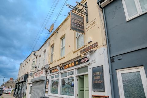 Essex Arms