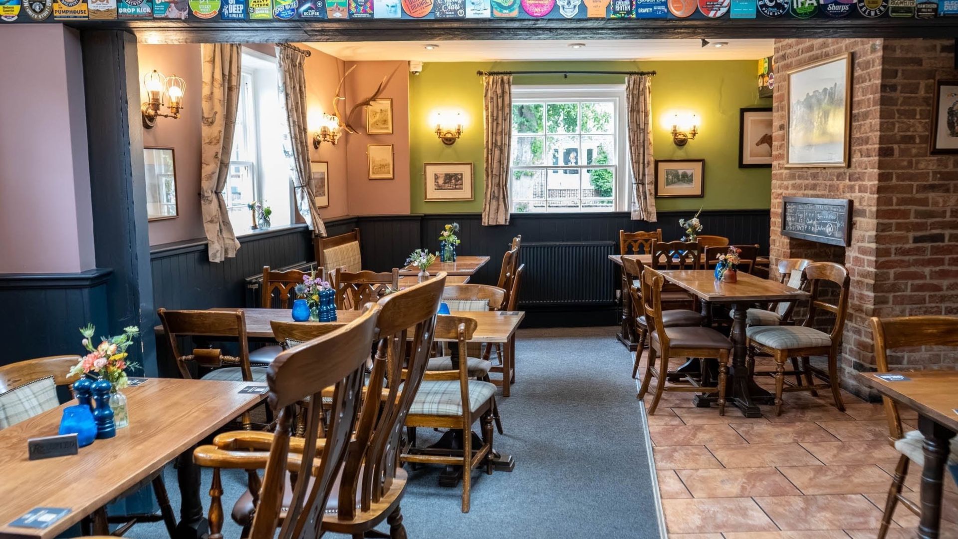 Crown And Anchor