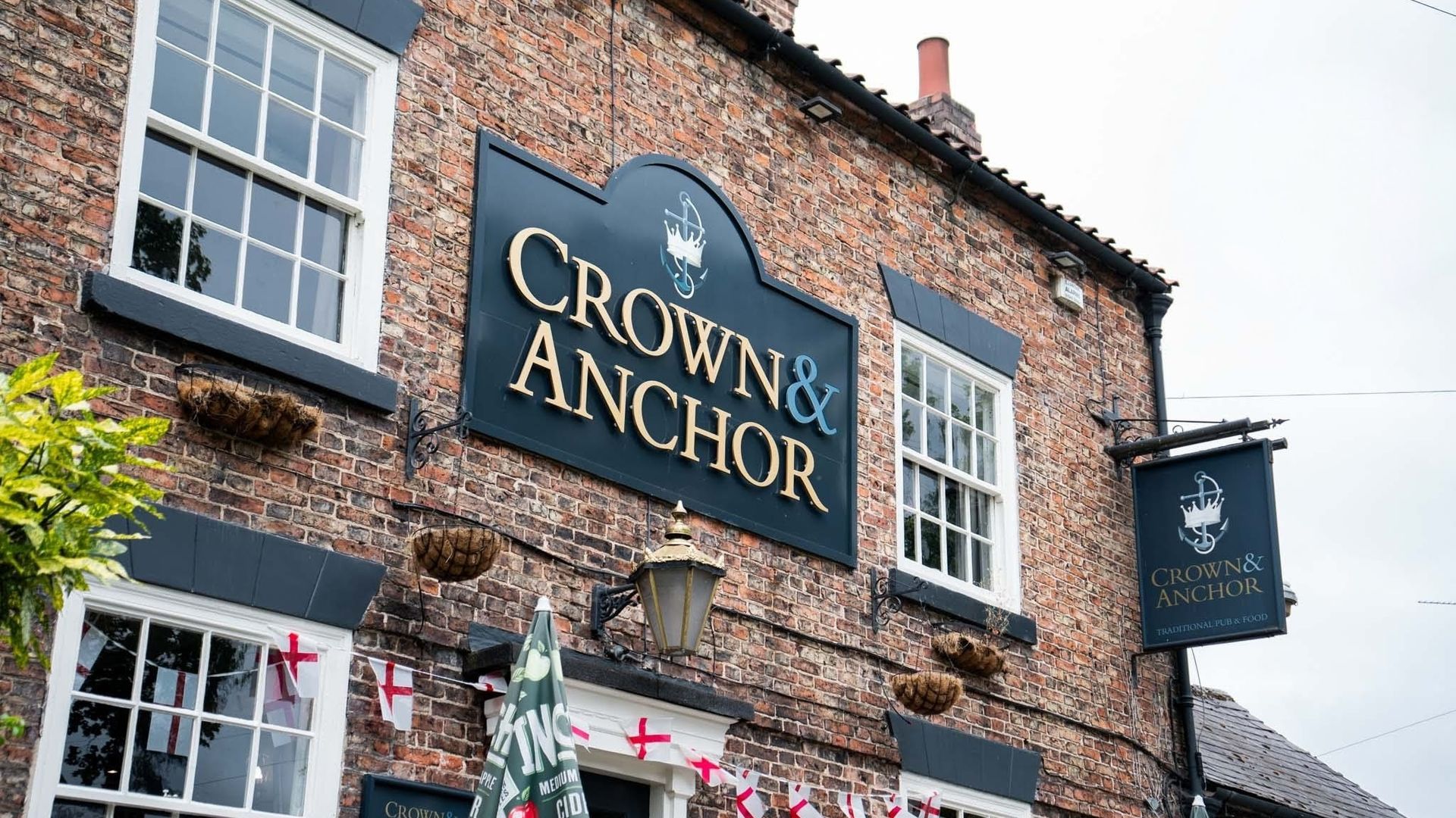 Crown And Anchor