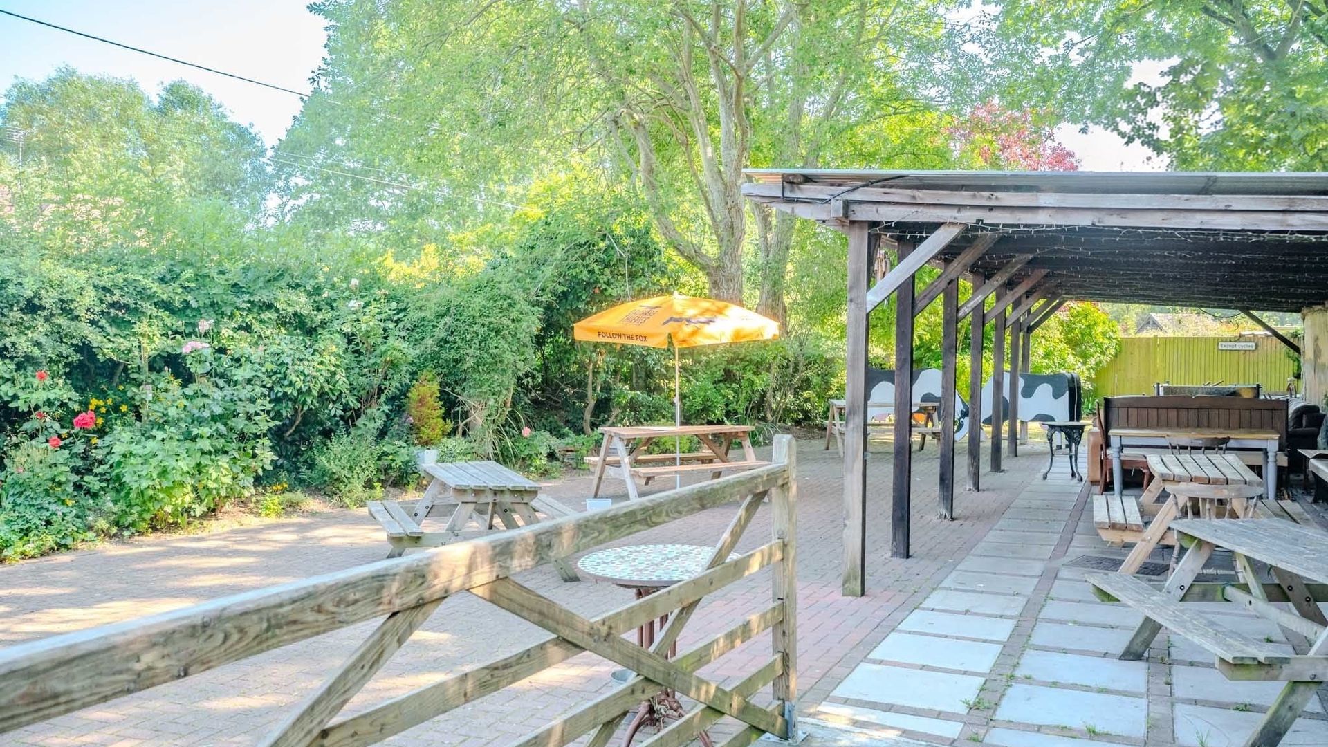 Compass Inn