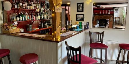 Three Horseshoes