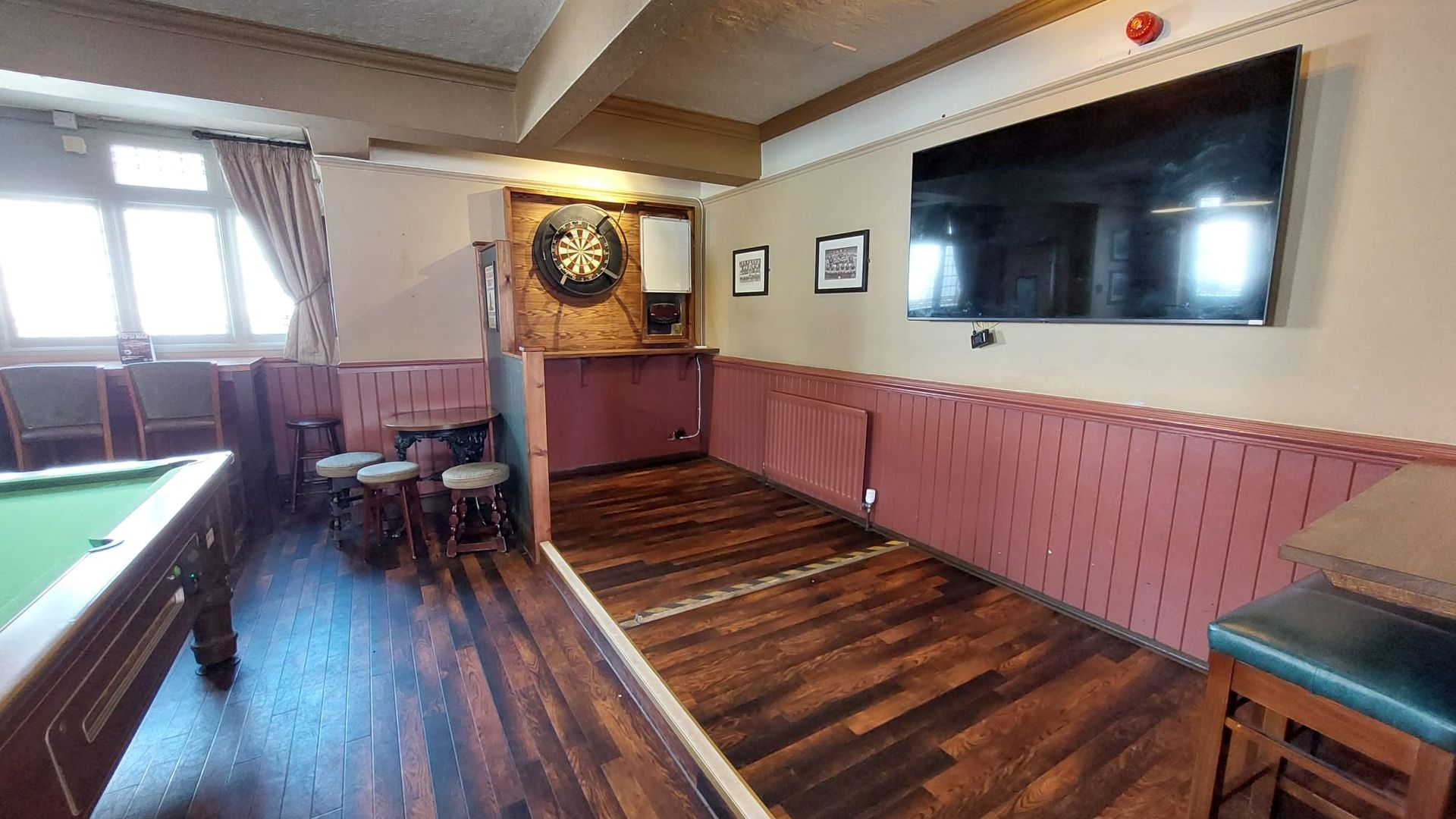 Cossham Inn