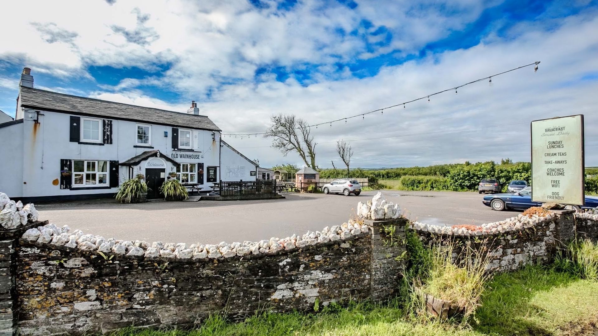 Old Wainhouse Inn