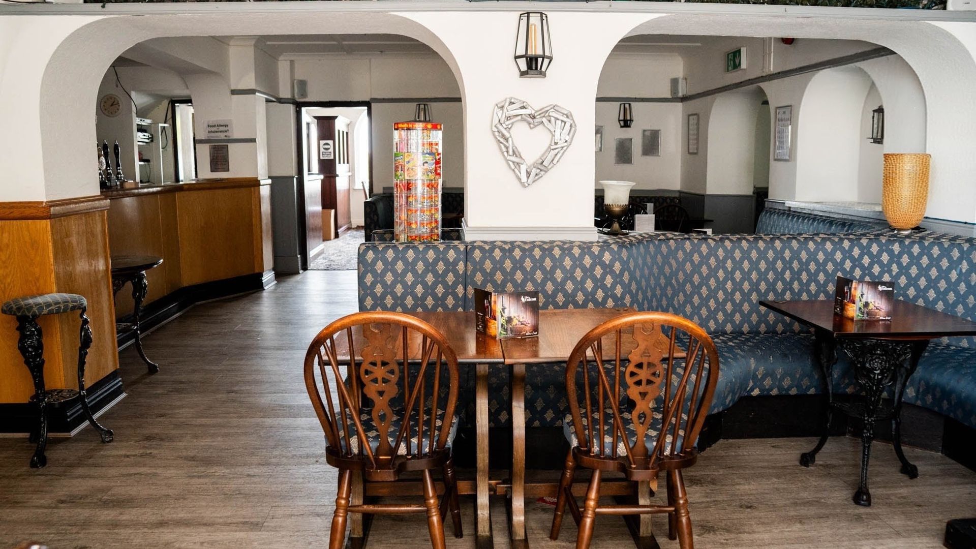 Falcon Inn