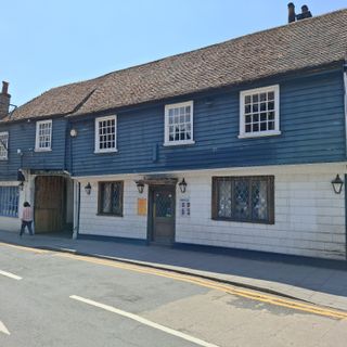 Ye Olde Crown