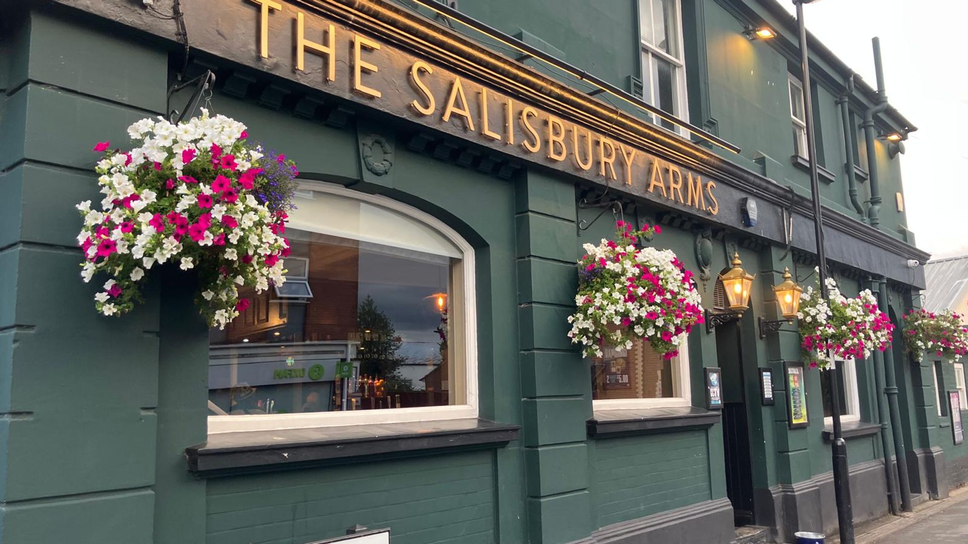 Salisbury Arms