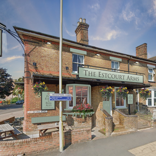 Estcourt Arms